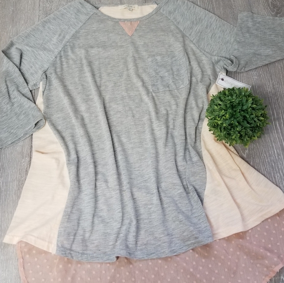 Flowy Umgee top - Picture 7 of 10